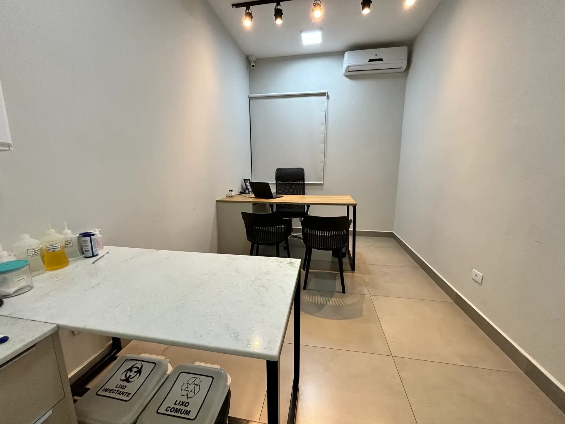 Consultório de atendimento veterinário na VetôPet, Maringá