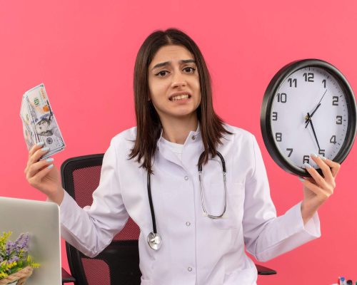 Clínica veterinária 24h é mais cara que clínica normal? clínica veterinária 24h