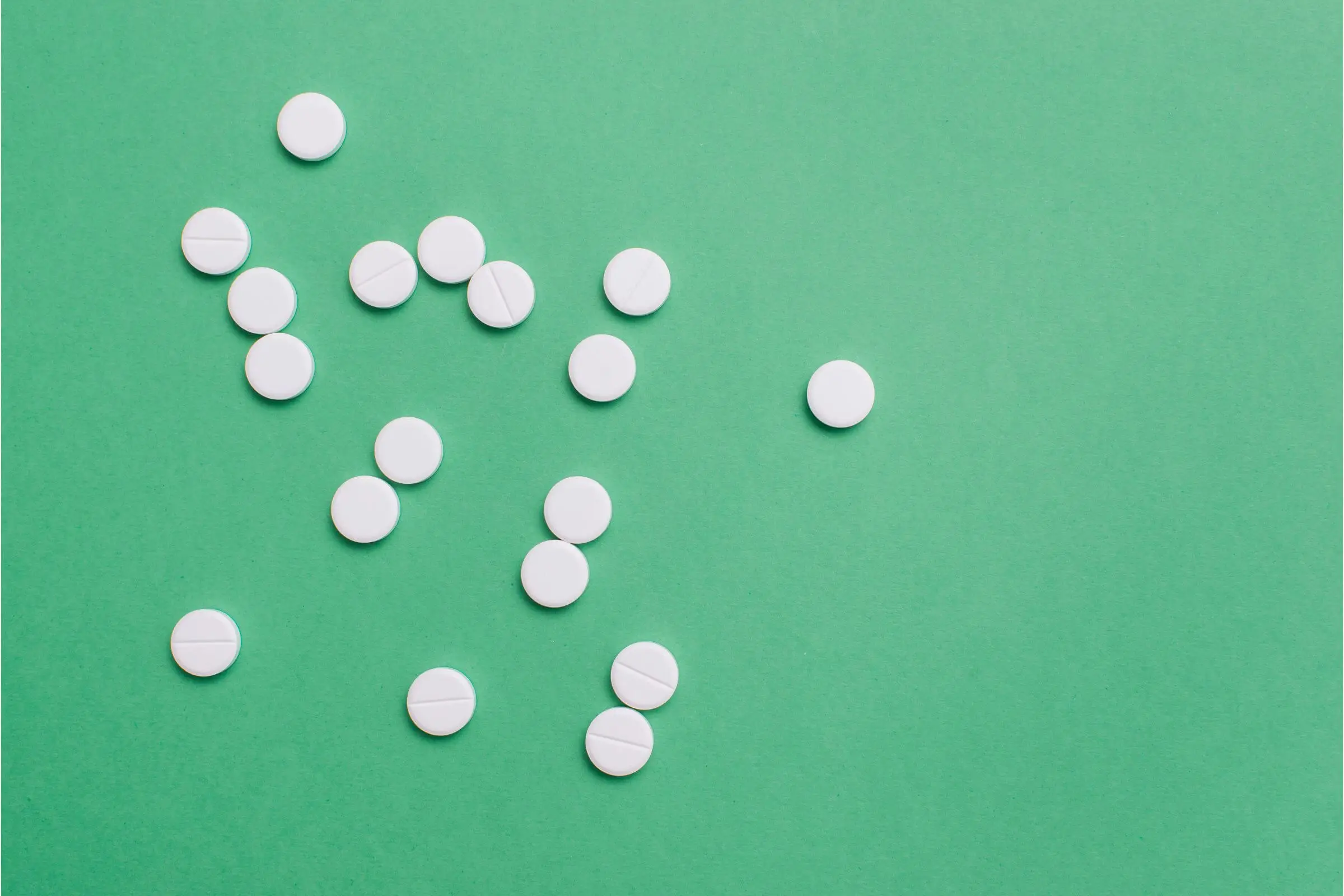 Posso dar dipirona para gato? clínica veterinária 24h