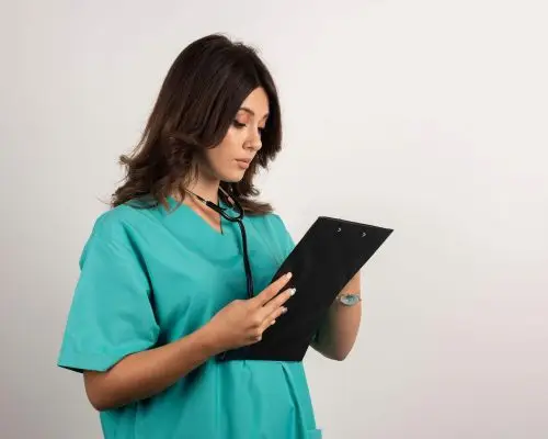 Qual a diferença entre hemograma e bioquímica? clínica veterinária 24h